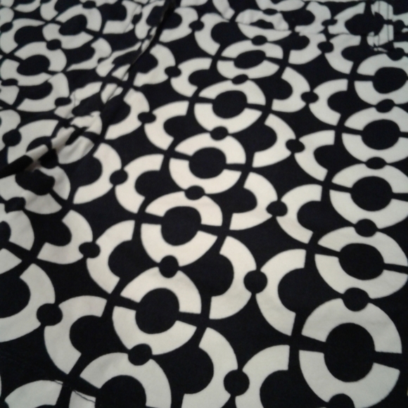 Crown  & Ivy  navy and white design shorts - Picture 3 of 4